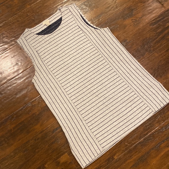 J. Crew Navy White Knit Tank Size Women’s XXS - Picture 3 of 13